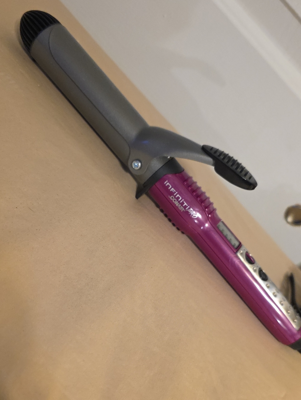 Infiniti Pro by Conair Hot Pink 1" Curling Iron - Digital Control